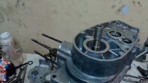 ИДЕАЛЬНЫЙ двигатель МИНСК !! СБОРКА !!   Часть 1 (картера,КВ, корзина). Принцип и порядок сборки