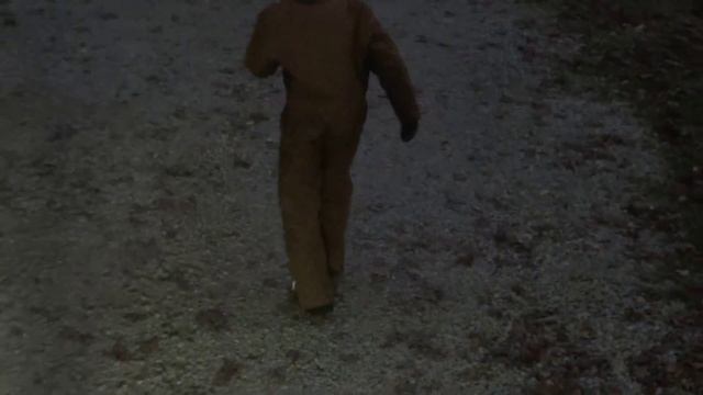 Fear the Farm Zombie Paintball hunt Halloween Dead Monster fun смотреть онлайн