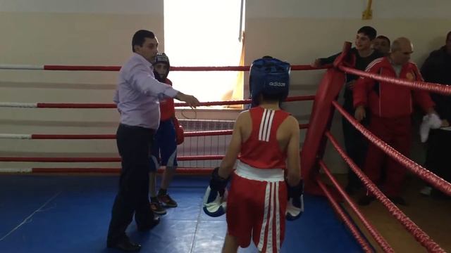 Турнир по боксу Вардан Алексанян(Личк) Хачатрян Оник(Раздан) смотреть онлайн