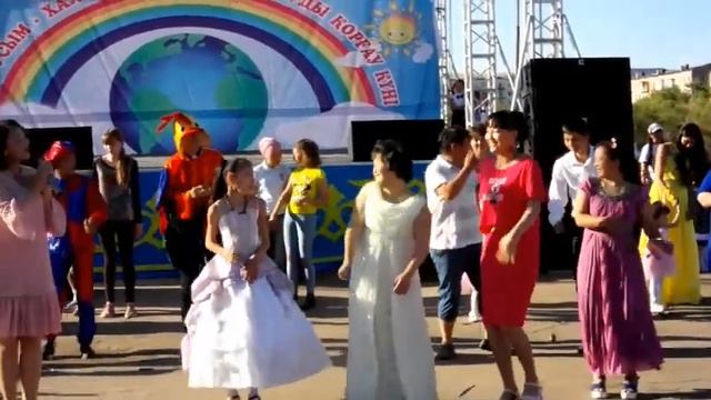 Грандиозный праздник для детей прошёл вчера в Балхаше.