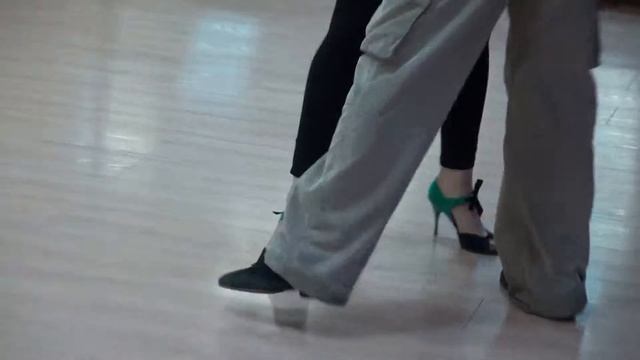 Воскресная практика школы EL TANGO смотреть онлайн