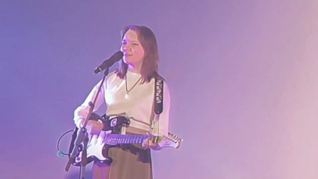 КАТЯ В ТУМАНЕ-ЛЮБИТЕ ДЕВУШКИ(БРАВО COVER) смотреть онлайн