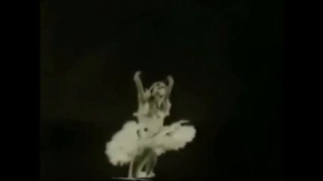 A MORTE DO CISNE (ANNA PAVLOVA, RÚSSIA, 1925) смотреть онлайн