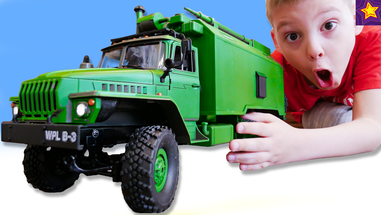 Почти РАЗБИЛИ ОГРОМНЫЙ ГРУЗОВИК из Китая! Почему Игорюша собирает машинку УРАЛ Видео для детей