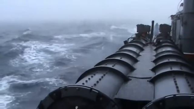 МПК-191 "Холмск" ТОФ, СГВМР Боевая учеба Осень 2010 год / Grisha class corvette firing смотреть онлайн