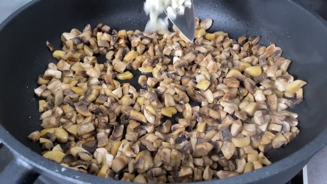 КАРТОФЕЛЬНЫЕ БЛИНЧИКИ С ПОТРЯСАЮЩЕЙ НАЧИНКОЙ! смотреть онлайн