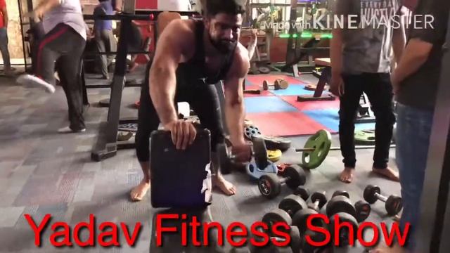One Arm Hanging Dumbbell Curl 15 Reps With 10 Kg |Biceps Workout | Yadav Fitness Show