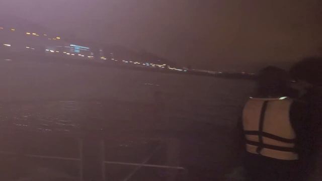 Гомель.Крещение.Купание в проруби на центральном городском пляже на бегегу Сож смотреть онлайн