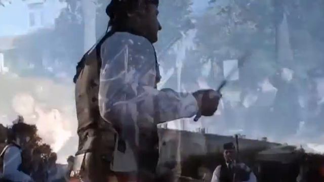 Оркестр волынщиков City Pipes прошел по Смоленску смотреть онлайн