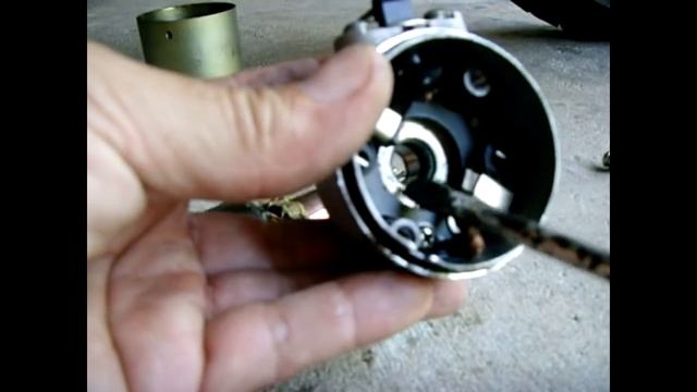 GY6 150CC Starter Removal & Repair(New Brushes/Custom Oil Seal) смотреть онлайн