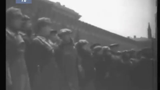 Военный Парад в Москве, 7 ноября 1941 г Историческая Кинохроника смотреть онлайн