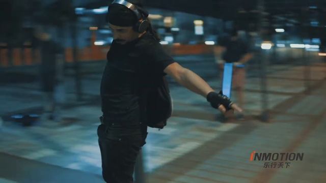 INMOTION Electric Unicycle 18-inch One-Wheel 2200W Motor and 31mph Max Speed смотреть онлайн