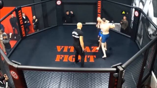 Бой. Монгол и Руки Базуки. смотреть онлайн