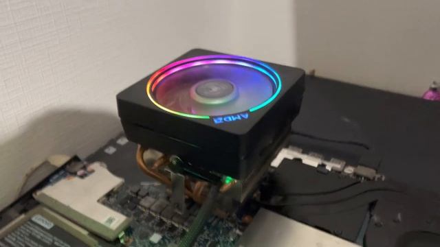 Установил башню кулер от ЦПУ на ноутбук Lenovo Legion 5 для майнинга (процессор + видеокарта) смотреть онлайн