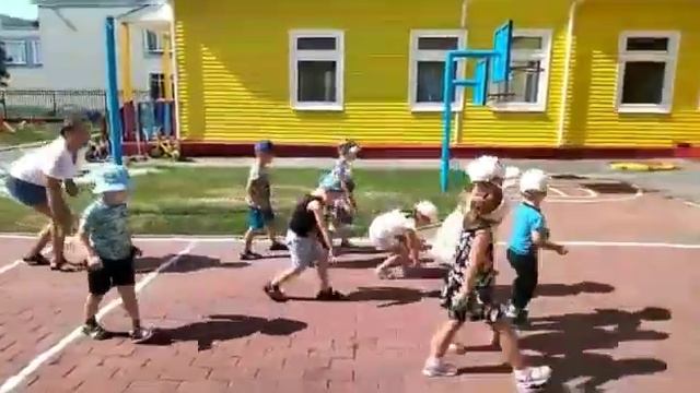 У медведя во бору смотреть онлайн