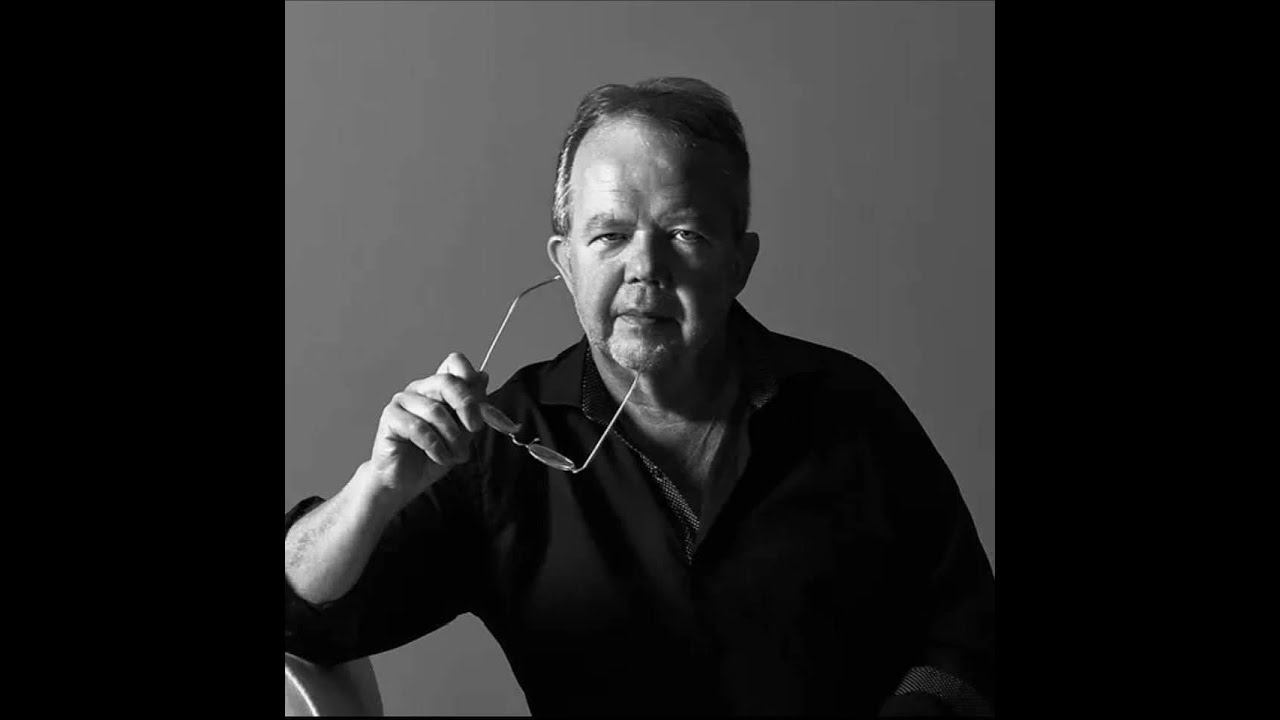 Secret Service – Aux Deux Magots (Ruslan Kuzmenko Remix)