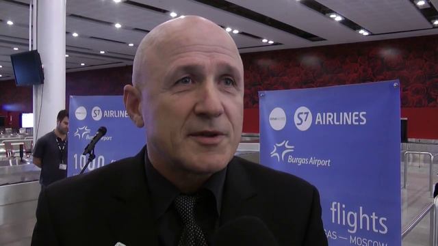 Летище Бургас посрещна хилядния полет на Сибирските авиолинии смотреть онлайн