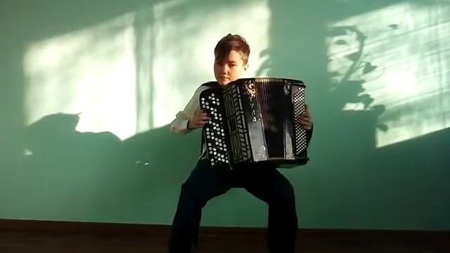 Чухарев Данила. 5 класс. Д. Самойлов. Этюд C dur смотреть онлайн