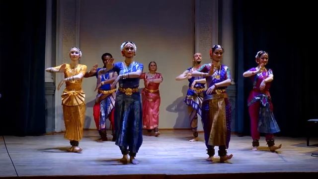 NATESHA KAUTHUVAM - BHARATANATYAM - ИНДИЙСКИЕ ТАНЦЫ, КИЕВ смотреть онлайн