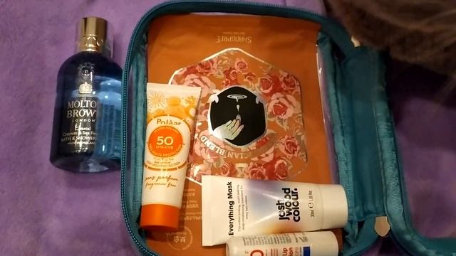 Lookfantastic Box Июнь 2020 смотреть онлайн