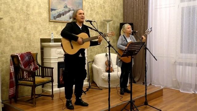 "Песня осени" - стихи О. Кузнецовой, музыка Г. Шацкого. Исполняют Григорий Шацкий и Татьяна Сивер. смотреть онлайн