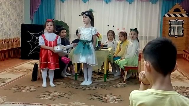 " Муха-цокотуха" детский спектакль. смотреть онлайн