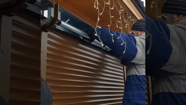 Монтаж рольставней