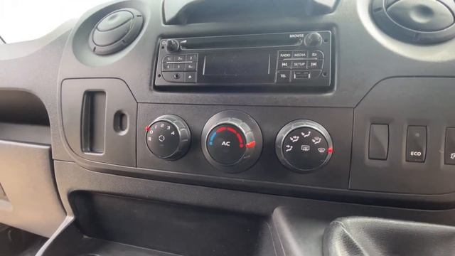 Renault Master - 2.3 dCi ENERGY 35 Business+ Panel Van - HD VIDEO APPRAISAL смотреть онлайн