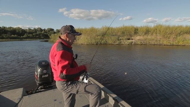 Язь и голавль! С ультралайтом на большую воду. смотреть онлайн