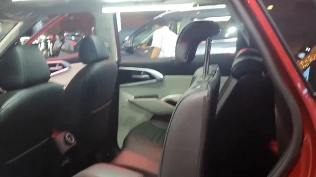 Kia Carens CRDi 2022/Interior/Showroom (081280405123) смотреть онлайн