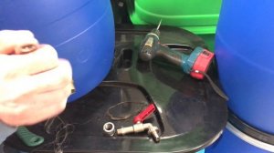 Как врезать кран в бочку своими руками?