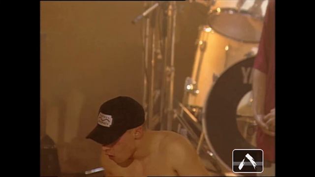 Швах. Горбушка. 1995 год смотреть онлайн