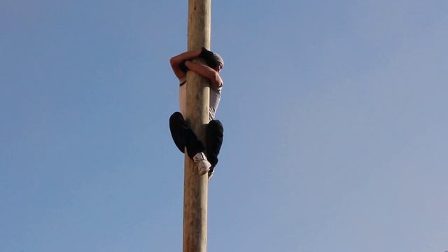 Масленица в Серове. По столбу за подарками. 04 смотреть онлайн