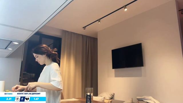 КОРЕШ ЗАЛЕТЕЛ НА СТРИМ К АКУЛИЧ / КОРЕШ И АКУЛИЧ ОБНИМАЮТСЯ НА СТРИМЕ / КОРЕШ И АКУЛИЧ ВМЕСТЕ смотреть онлайн