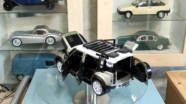 1:18 2020 Land Rover Defender 110 смотреть онлайн