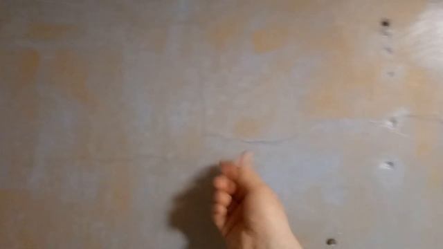 Ставим плитку не сбивая старую краску.Грунтовка KIILTO простое решение