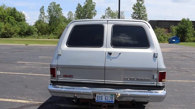 1985 GMC Suburban Walk-around Video смотреть онлайн