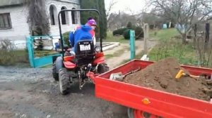 Лучший белорусский минитрактор МТЗ 152 с груженым автомобильным прицепом