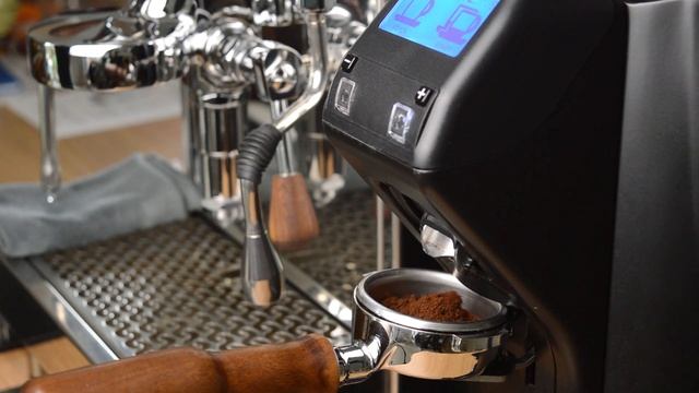 Ist das meine neue Espressomühle? Eureka Zenith Club E смотреть онлайн