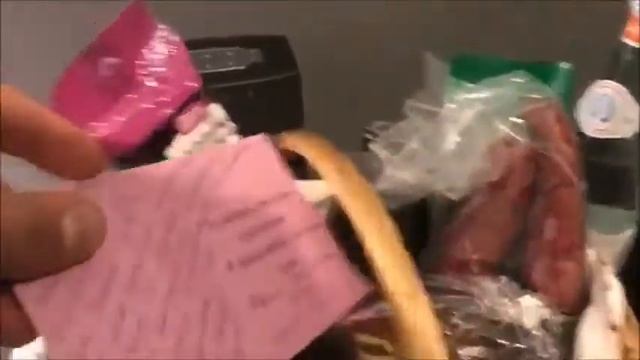 Подарки Павлу Прилучному от фанаток смотреть онлайн