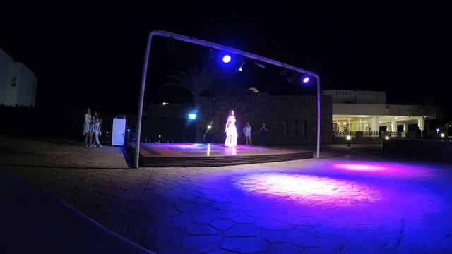 Танец живота. Вечернее развлечение в отеле Coral beach Resort Montazah. смотреть онлайн
