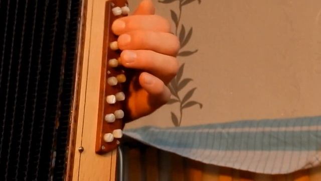 Белым снегом(как играть на гармони,с цифрами) смотреть онлайн