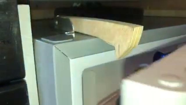 Zamknięcie lodówki kamper смотреть онлайн