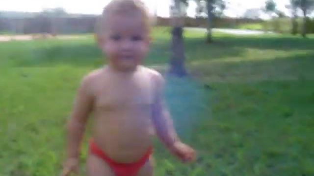 OS MEUS PRIMEIROS PASSOS LEVI ERIK... смотреть онлайн