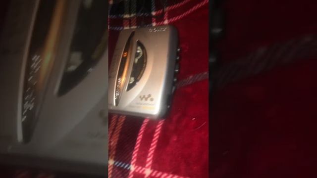 SONY WM-FX195 Am/Fm Cassette WALKMAN смотреть онлайн