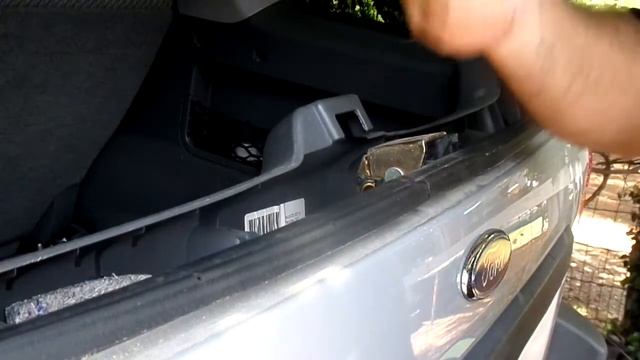 Stuck Liftgate Fix-How To Open and Repair смотреть онлайн