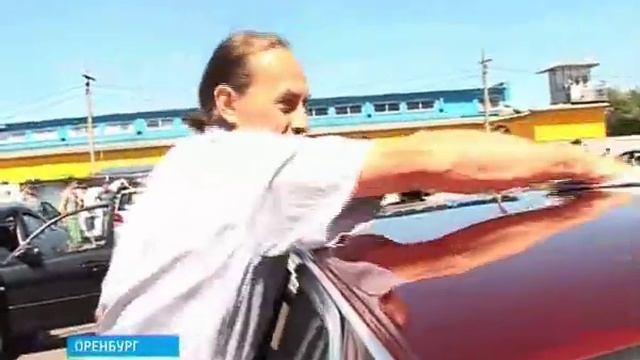 Состязание децибел. Звуком и тюнингом померились владельцы машин в Оренбурге смотреть онлайн