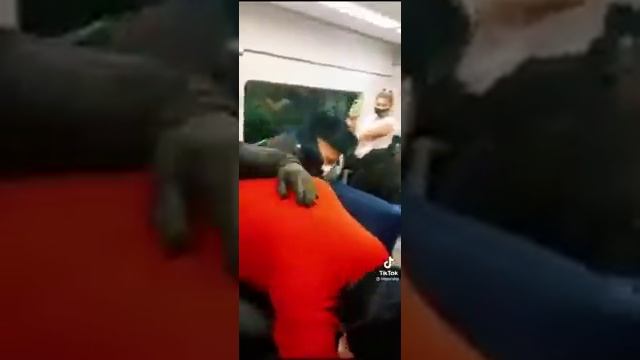 Полиция превышает полномочия!!! смотреть онлайн