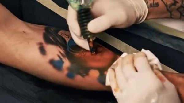 Tutorial - Tatuaje realista a color - Rostro de Mujer - Ojo realista.