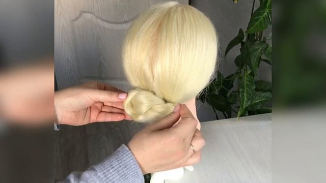 Легкая простая и быстрая причёска за 5 минут. Быстрый пучок на каждый день. Прическа с бантом смотреть онлайн